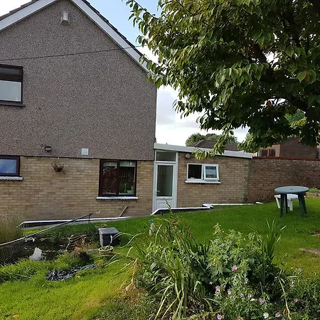 37 Rogers Close בריסטול